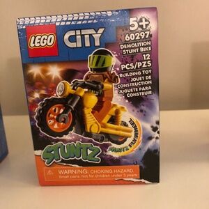 LEGO CITY STUNTZ BIKE BUNDLE X4
